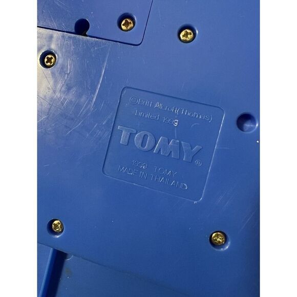 Britt Allcroft TOMY 1999 train station Not Working - Picture 10 of 10